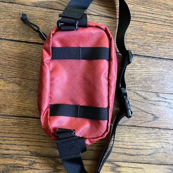 North St Bags Pioneer Hip Pack Sling Rust NWOT - Picture 2 of 4